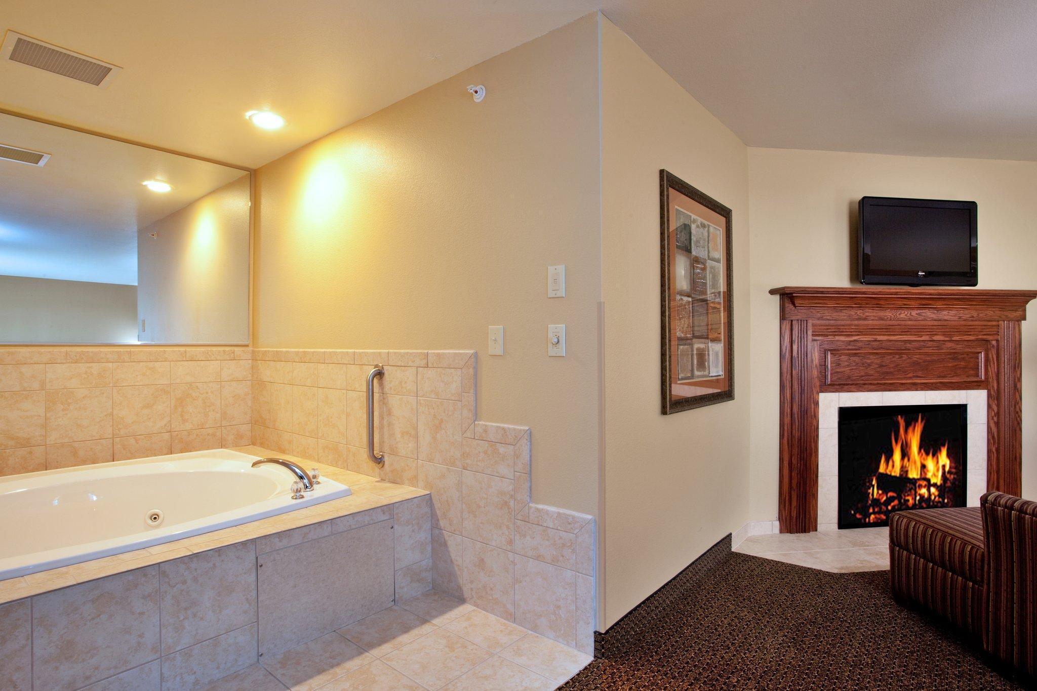 Holiday Inn Express Hotel & Suites Lewisburg By Ihg Kültér fotó